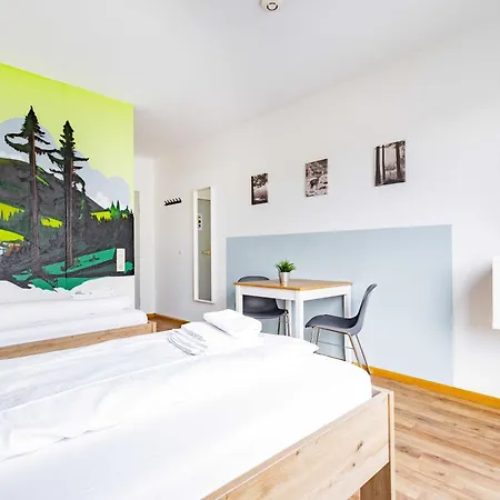 StayInn Hostel und Gästehaus-3